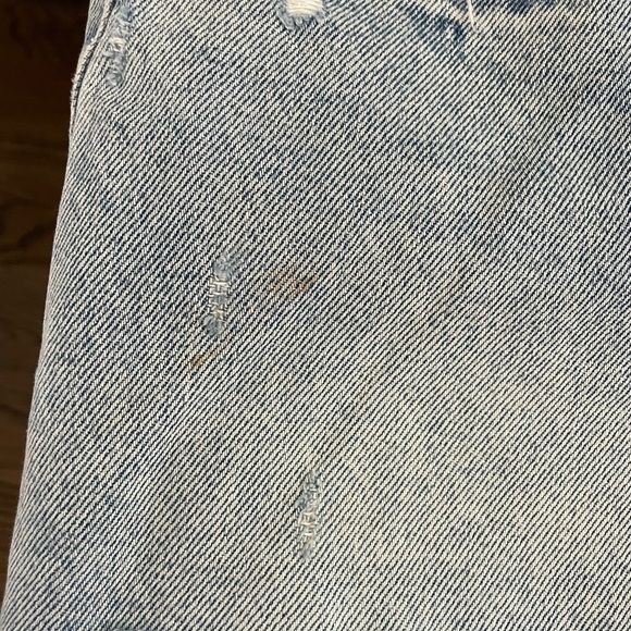 Abercrombie Curve Love size 29 women’s shorts small stain on right leg as shown - Picture 2 of 3